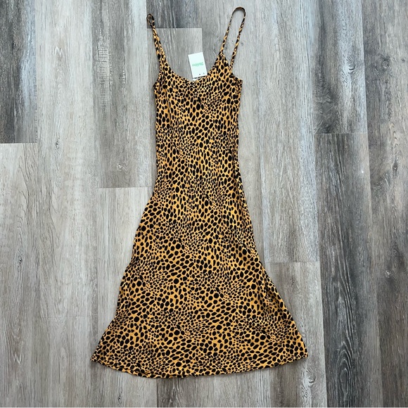 NWT Emma Mulholland on Holiday Vacation Slip Dress in Cheetah - Picture 1 of 10